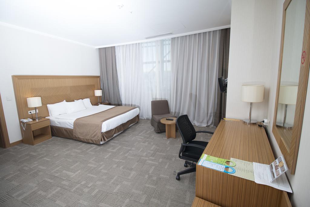Boss Hotel Sincan Екстер'єр фото