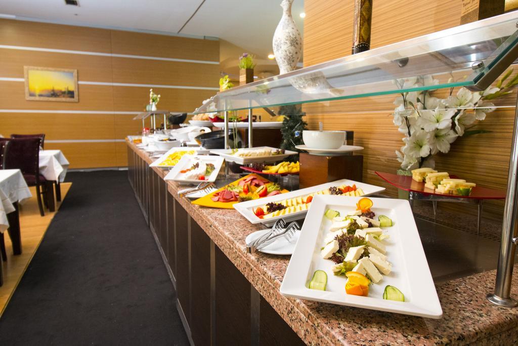 Boss Hotel Sincan Екстер'єр фото